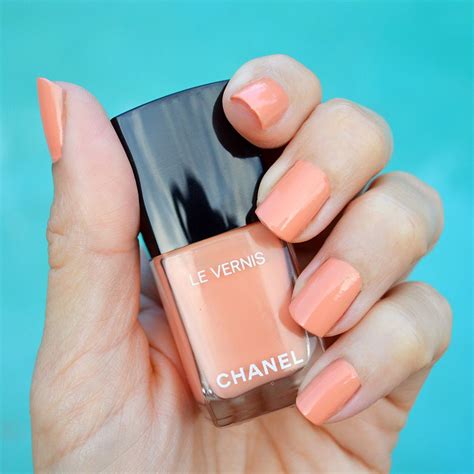 chanel rose coquillage nail polish|Chanel le vernis nails.